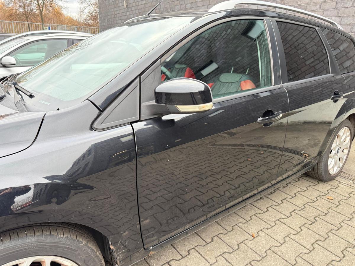 Ford Focus 2 DA3 original Tür vorn links Panther Schwarz Rohbau BJ09